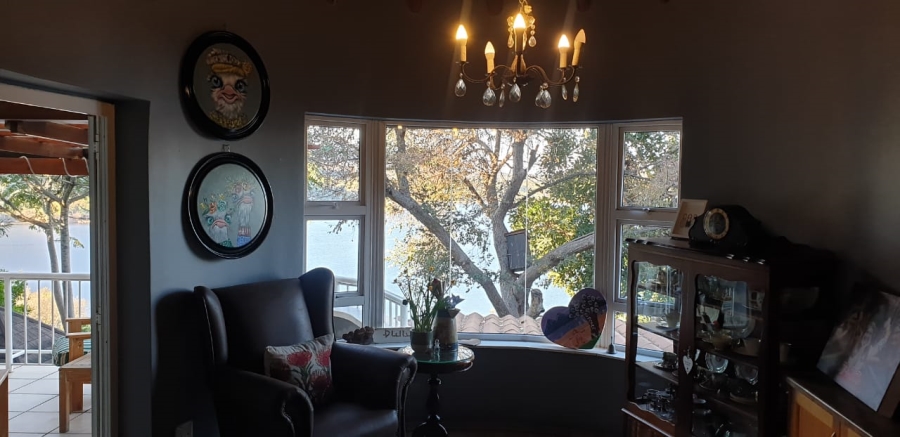 3 Bedroom Property for Sale in Kosmos North West